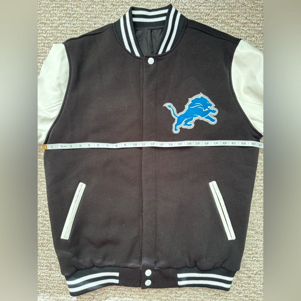 Detroit Lions Bomber Jacket Size Large - Picture 4 of 10